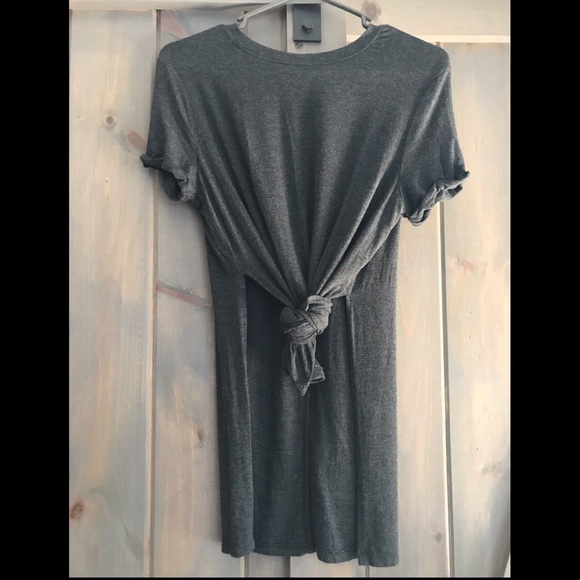 Forever21 Crew-neck T-shirt with Side Slit - Picture 2 of 4